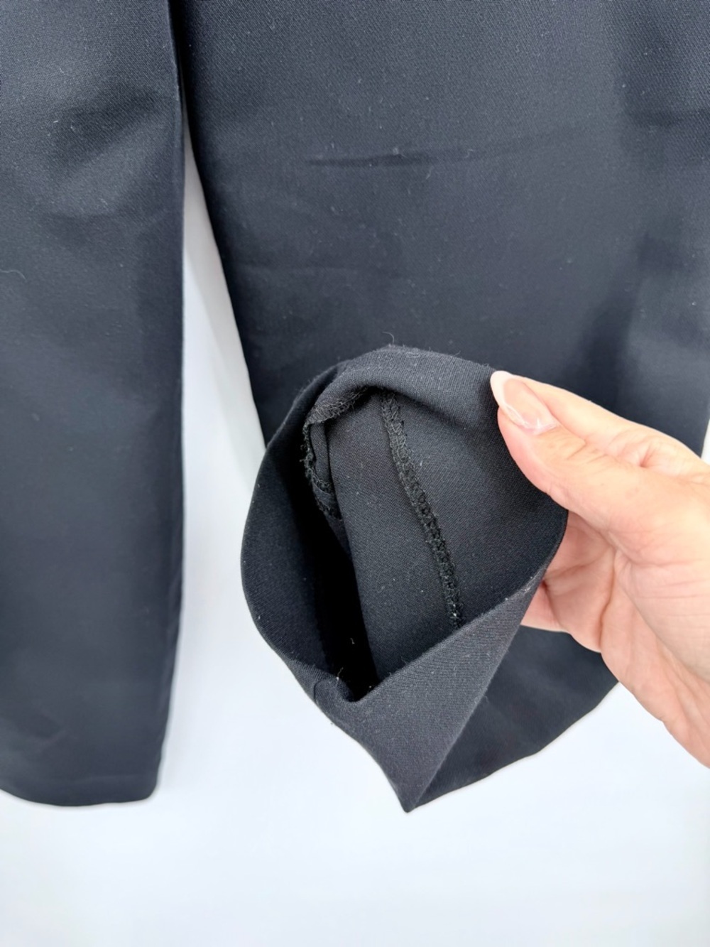 Abercrombie & Fitch Black Pleated Tapered Dress Trousers - Picture 6 of 7